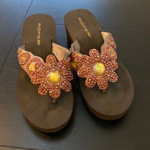 Roper Jeweled Sandals. Pink. Size 10